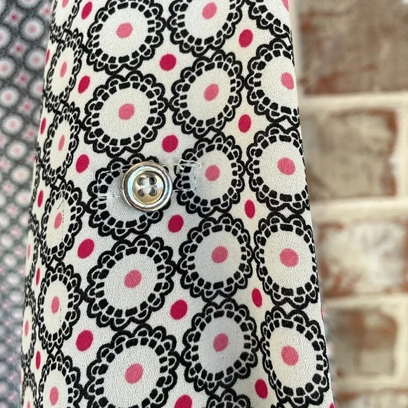 Dressbarn Pink Black Geometric Circles Button Front Roll Up Sleeves Blouse - Picture 7 of 14